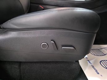 Tesla Model Y (Dual Motor) Long Range Auto 4WDE 5dr