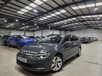 Volkswagen Golf 1.5 eTSI MHEV Style DSG Euro 6 (s/s) 5dr