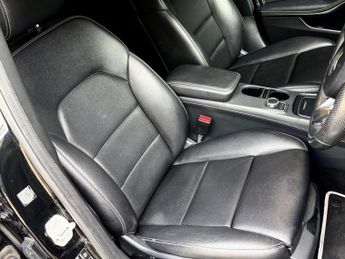 Mercedes-Benz A Class 2.1 A200d Sport (Premium) 7G-DCT Euro 6 (s/s) 5dr