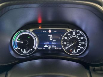 Nissan Juke 1.6 Tekna+ SUV 5dr Petrol Hybrid Auto Euro 6 (143 ps)