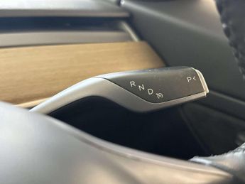Tesla Model 3 (Dual Motor) Performance Saloon 4dr Electric Auto 4WDE (Performa