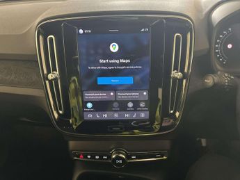 Volvo XC40 Recharge 69kWh Core SUV 5dr Electric Auto (231 ps)