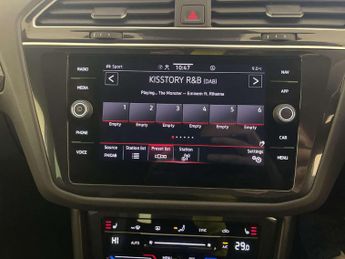 Volkswagen Tiguan 1.5 TSI R-Line SUV 5dr Petrol DSG Euro 6 (s/s) (150 ps)