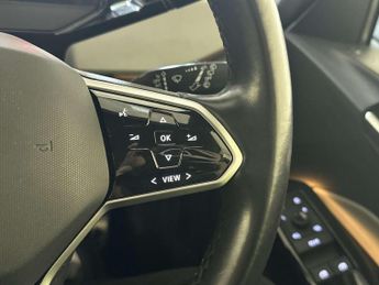 Volkswagen ID.3 Pro S 77kWh Tour Hatchback 5dr Electric Auto (204 ps)