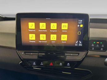 Volkswagen ID.3 Pro S 77kWh Tour Hatchback 5dr Electric Auto (204 ps)