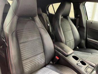 Mercedes-Benz GLA 2.1 GLA220d AMG Line (Premium) 7G-DCT 4MATIC Euro 6 (s/s) 5dr