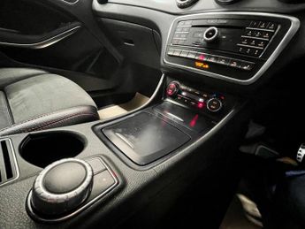 Mercedes-Benz GLA 2.1 GLA220d AMG Line (Premium) 7G-DCT 4MATIC Euro 6 (s/s) 5dr