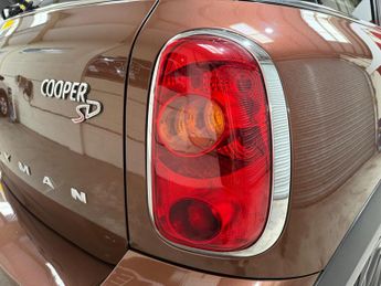 MINI Countryman 2.0 Cooper SD SUV 5dr Diesel Auto Euro 5 (143 ps)