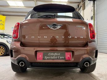 MINI Countryman 2.0 Cooper SD SUV 5dr Diesel Auto Euro 5 (143 ps)