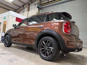 MINI Countryman 2.0 Cooper SD SUV 5dr Diesel Auto Euro 5 (143 ps)
