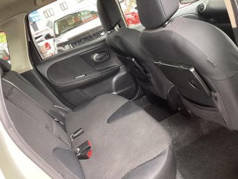 Nissan Note 1.6 16V Acenta Auto Euro 4 5dr