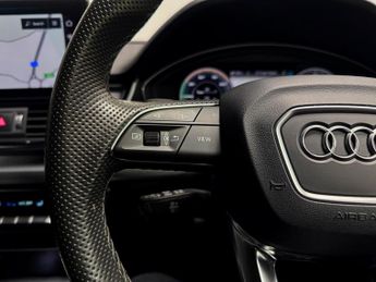 Audi Q5 2.0 TFSIe 50 S line SUV 5dr Petrol Plug-in Hybrid S Tronic quatt