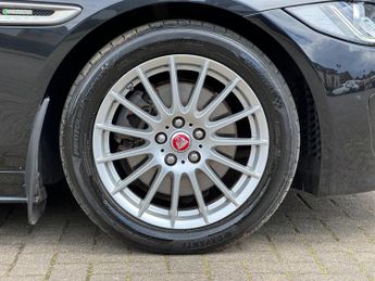 Jaguar XE 2.0d R-Sport Euro 6 (s/s) 4dr