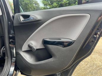 Vauxhall Corsa 1.4i SE Auto Euro 6 5dr