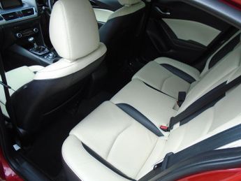 Mazda Mazda3 2.2 SKYACTIV-D Sport Nav Fastback Euro 6 (s/s) 4dr