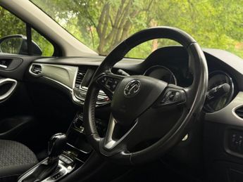 Vauxhall Astra 1.4i Turbo SRi Nav Sports Tourer CVT Euro 6 (s/s) 5dr