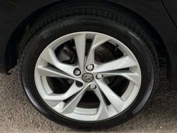 Vauxhall Astra 1.4i Turbo SRi Nav Sports Tourer CVT Euro 6 (s/s) 5dr