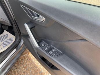 Audi Q2 1.6 TDI 30 Sport S Tronic Euro 6 (s/s) 5dr