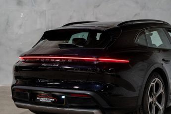 Porsche Taycan Performance Plus 93.4kWh 4S Cross Turismo Auto 4WD 5dr (11kW Cha