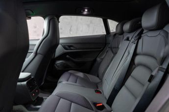 Porsche Taycan Performance Plus 93.4kWh 4S Cross Turismo Auto 4WD 5dr (11kW Cha