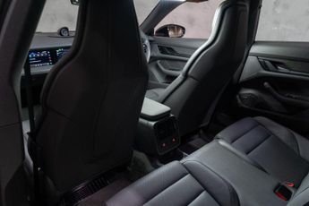 Porsche Taycan Performance Plus 93.4kWh 4S Cross Turismo Auto 4WD 5dr (11kW Cha