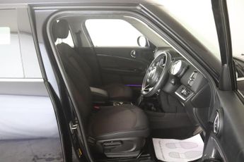 MINI Countryman 1.5 10kWh Cooper SE Classic Auto ALL4 Euro 6 (s/s) 5dr