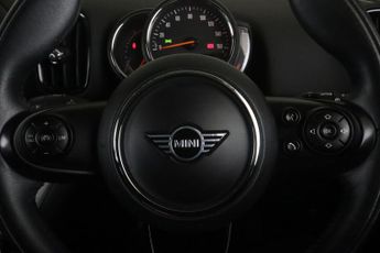 MINI Countryman 1.5 10kWh Cooper SE Classic Auto ALL4 Euro 6 (s/s) 5dr