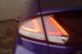 Hyundai IONIQ 38.3kWh Premium Auto 5dr