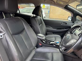 Nissan Leaf 30kWh Tekna Auto 5dr