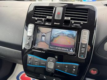 Nissan Leaf 30kWh Tekna Auto 5dr