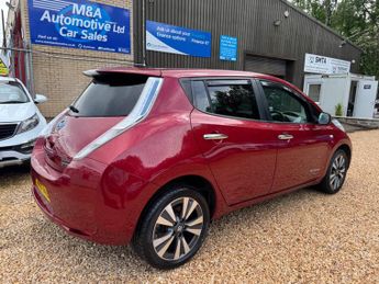 Nissan Leaf 30kWh Tekna Auto 5dr