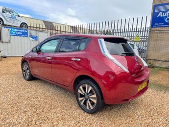 Nissan Leaf 30kWh Tekna Auto 5dr