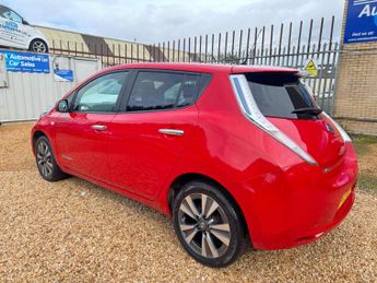 Nissan Leaf 30kWh Tekna Auto 5dr