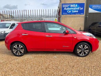 Nissan Leaf 30kWh Tekna Auto 5dr