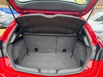 Alfa Romeo Giulietta 1.6 JTDM-2 Veloce Euro 5 (s/s) 5dr