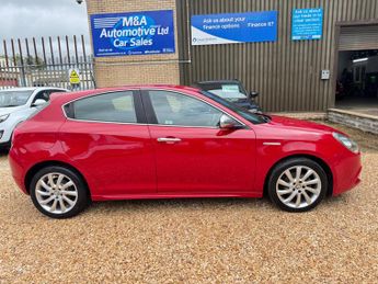 Alfa Romeo Giulietta 1.6 JTDM-2 Veloce Euro 5 (s/s) 5dr