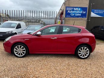 Alfa Romeo Giulietta 1.6 JTDM-2 Veloce Euro 5 (s/s) 5dr