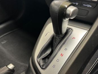Honda Civic 1.8 i-VTEC Black Edition Tourer Auto Euro 5 5dr