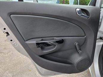 Vauxhall Corsa 1.4 16V SE Auto Euro 5 5dr