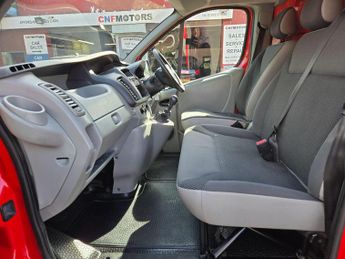 Vauxhall Vivaro 2.0 2700 CDTi FWD L1 4dr