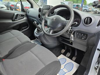 Peugeot Partner 1.6 BlueHDi 850 S L1 (s/s) 4dr