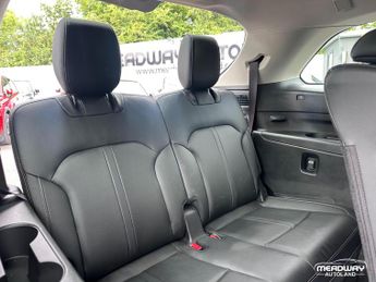 Mazda CX-80 2.5 e-SKYACTIV 17.8kWh Exclusive-Line Auto 4WD Euro 6 5dr