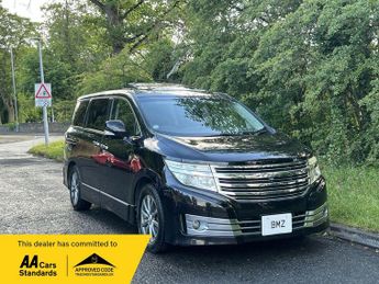 Nissan Elgrand 350 3.5 V6 AUTEC RIDER PREMIUM BLACKLINE