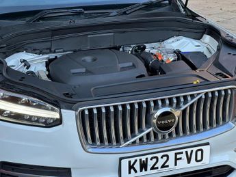Volvo XC90 2.0h T8 Recharge 18.8kWh Inscription Pro SUV 5dr Petrol Plug-in 
