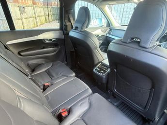 Volvo XC90 2.0h T8 Recharge 18.8kWh Inscription Pro SUV 5dr Petrol Plug-in 