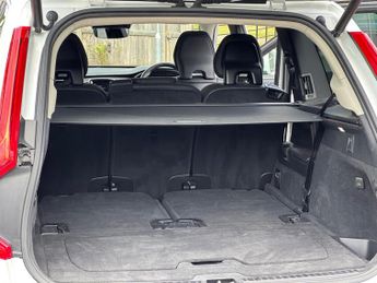 Volvo XC90 2.0h T8 Recharge 18.8kWh Inscription Pro SUV 5dr Petrol Plug-in 