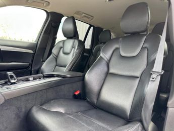 Volvo XC90 2.0h T8 Recharge 18.8kWh Inscription Pro SUV 5dr Petrol Plug-in 