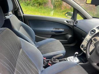 Vauxhall Corsa 1.2i 16v Club Easytronic 3dr