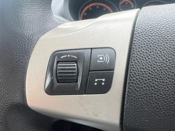 Vauxhall Corsa 1.2i 16v Club Easytronic 3dr