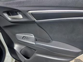Honda Jazz 1.4 i-VTEC EX-T Hatchback 5dr Petrol CVT Euro 5 (99 ps)